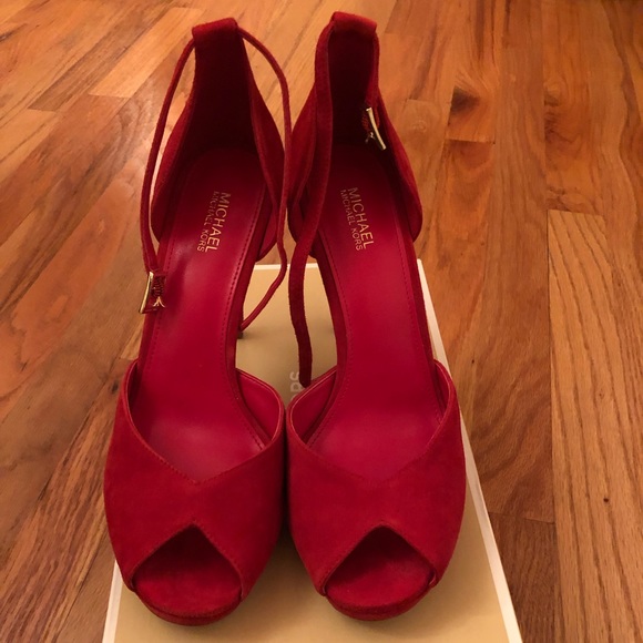 Michael Kors Red Suede - Picture 1 of 3